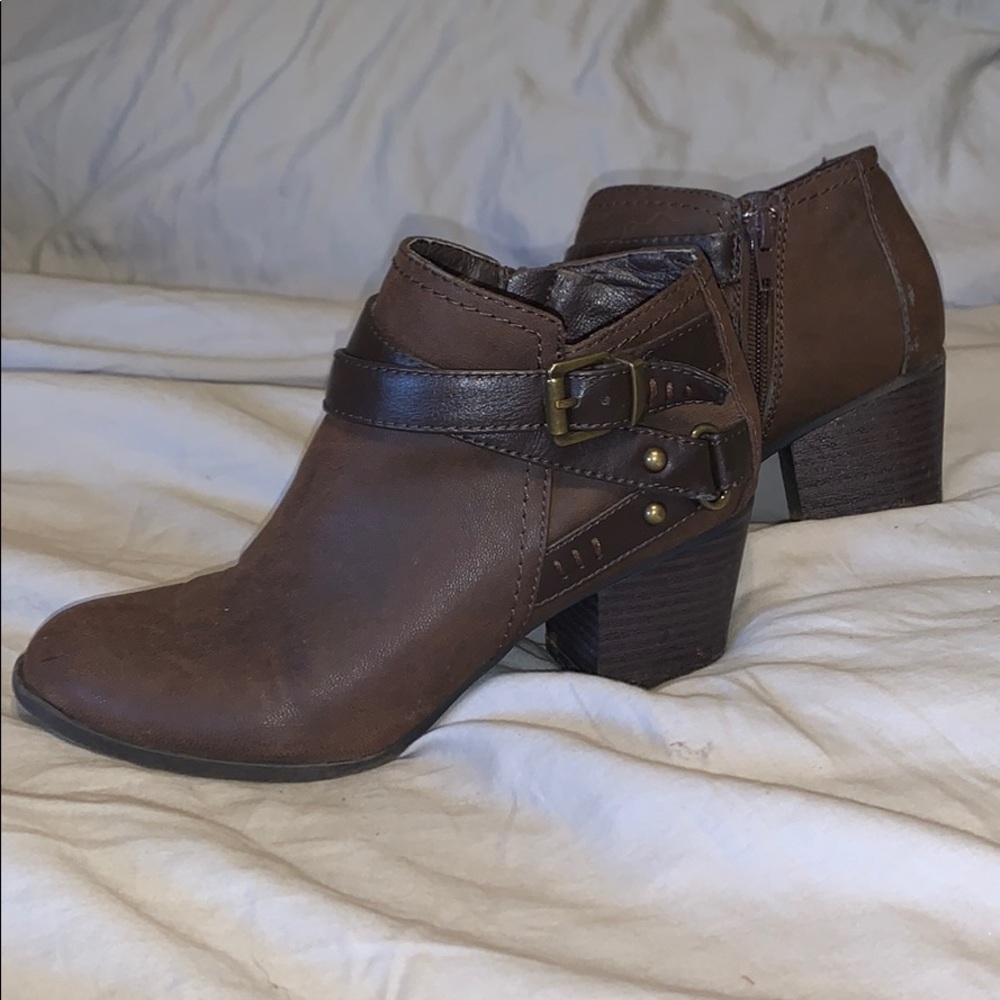 Brown indigo rd. booties